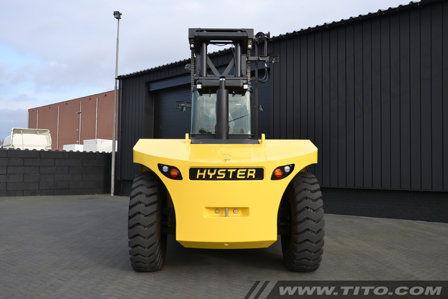 Reachstackers Big Forklifts Tito Lifttrucks Hyster H32XM 12 Reachstackers Big Forklifts Tito Lifttrucks Hyster H32XM 12
