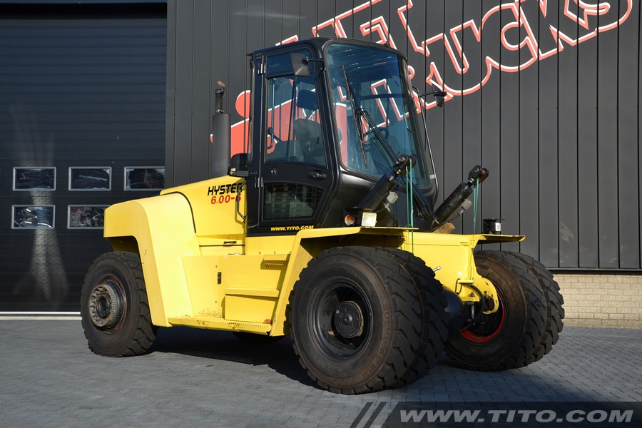 Used 16 ton Hyster forklift H16.00XM-6