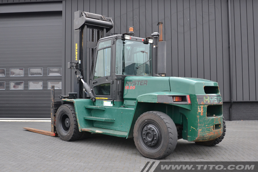 SOLD // used 16 ton forklift for sale