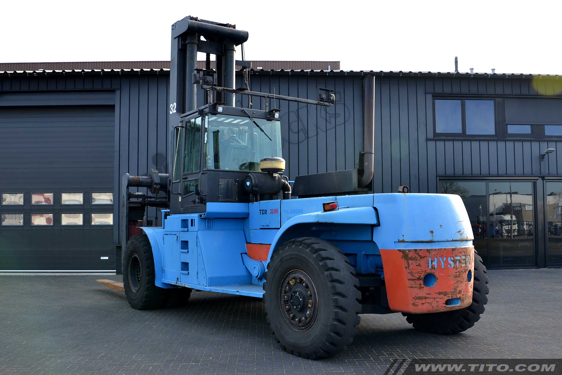 Reachstackers Big Forklifts Tito Lifttrucks Hyster H32 00F LM Reachstackers Big Forklifts Tito Lifttrucks Hyster H32 00F LM
